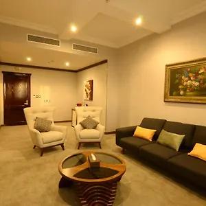 احجز هنا